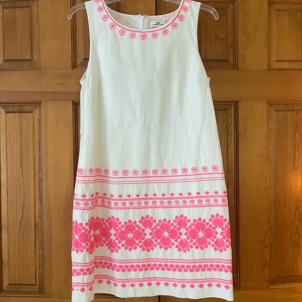 Vineyard Vines shift dress